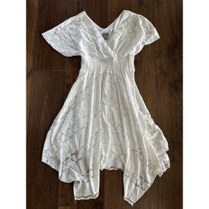 Rabbit Rabbit Rabbit Designs White Lace Handkerchief Hem Dress Smocked Waist 10